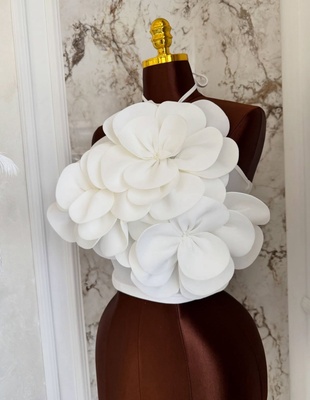 Dari Top White (Medium)